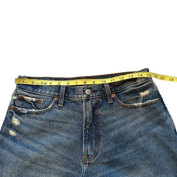NWT, Abercrombie & Fitch Annie High Rise Distressed Short, Sz 29/8 - Picture 9 of 12
